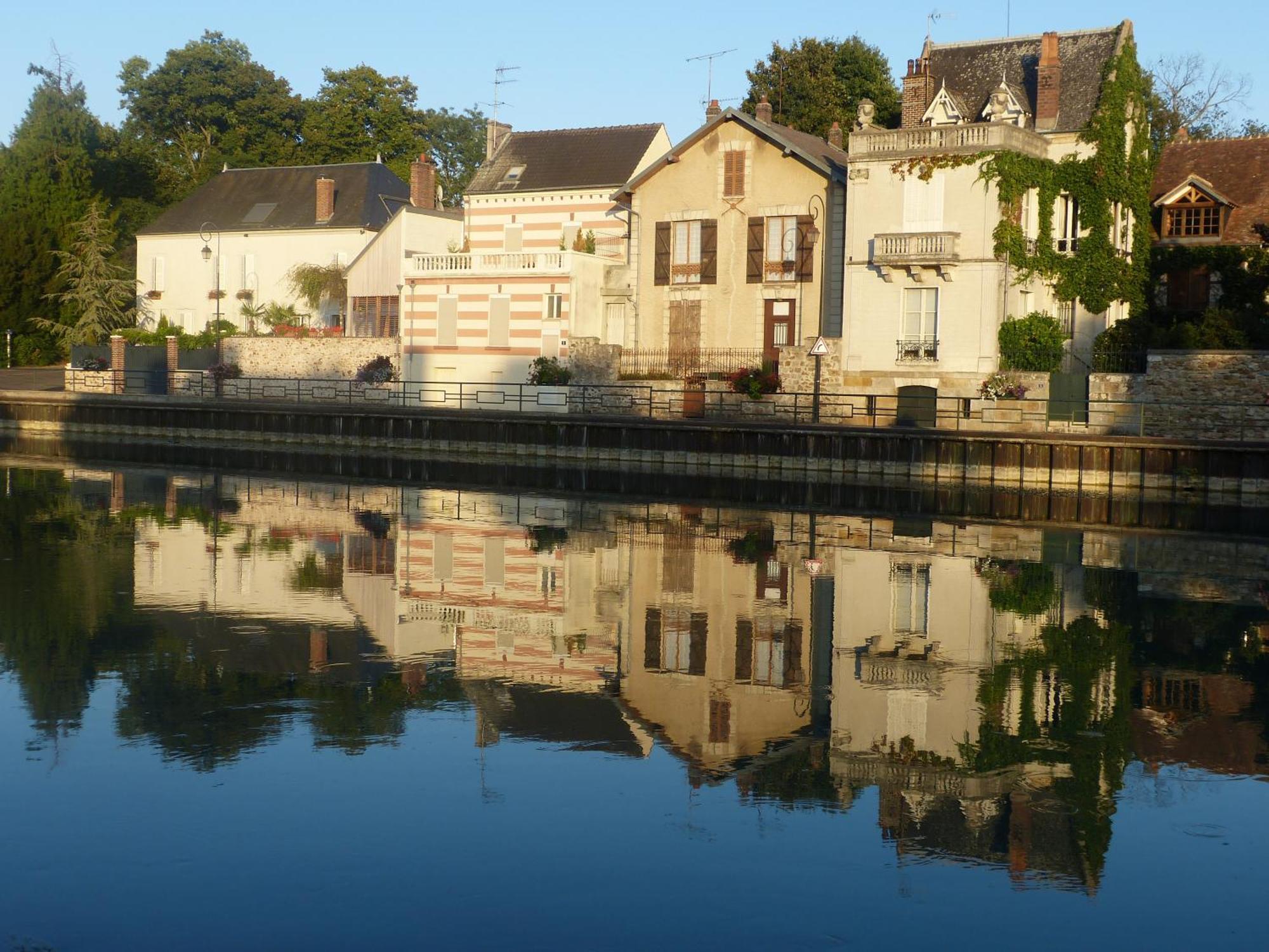Hotel Saint Laurent Nogent-sur-Seine Luaran gambar